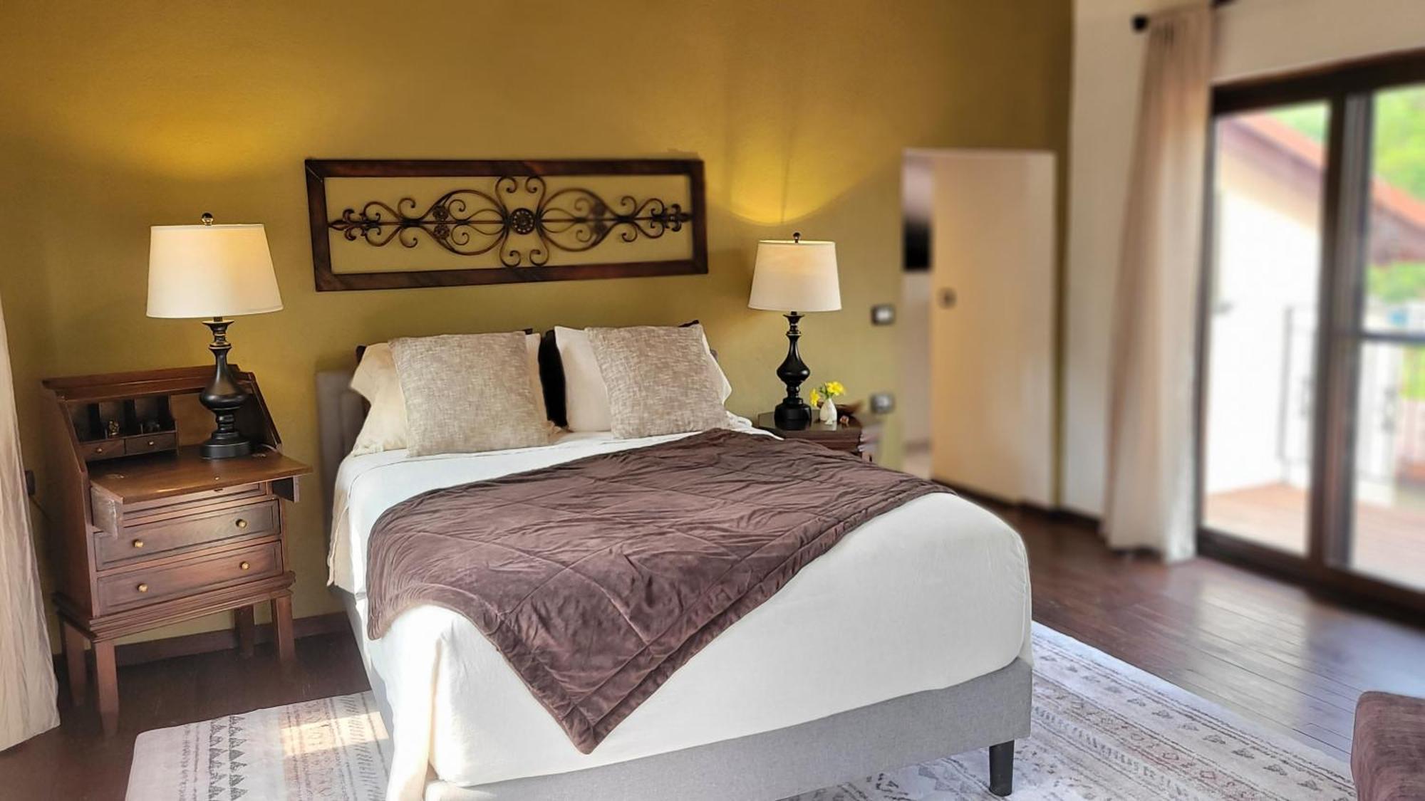 Sattva Land Hotel Belmopan Bagian luar foto